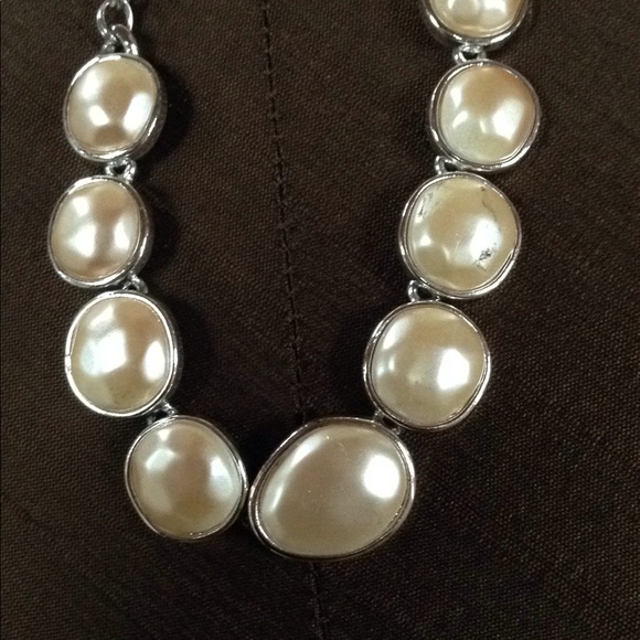 Necklace - Picture 2 of 3